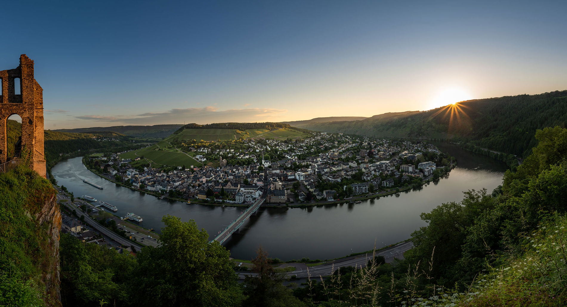 Traben-Trarbach Christmas Market – Where to Stay at the Mosel